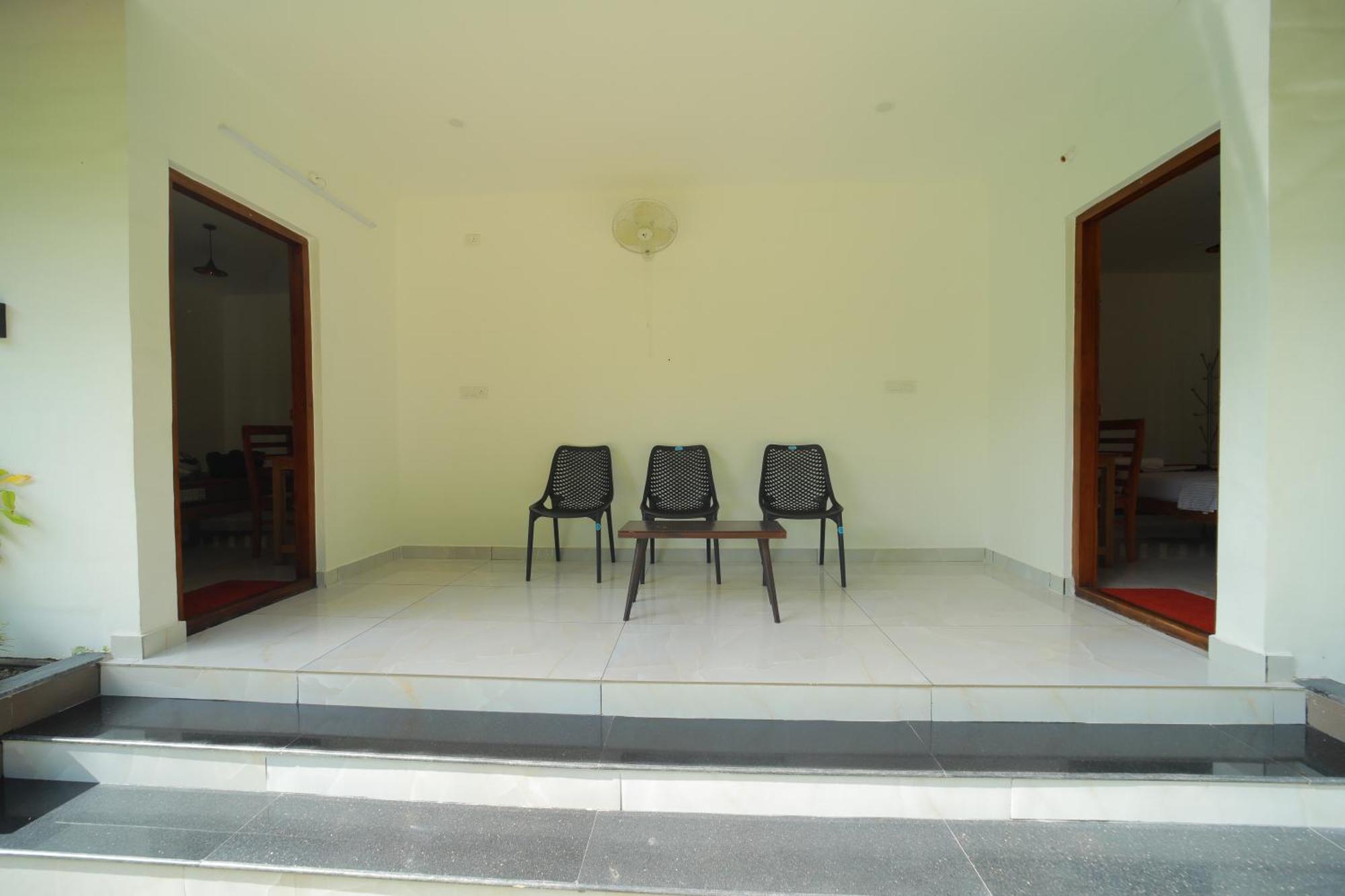 Prakruthi Residency Munroeisland Apartment Mundrothuruth Bagian luar foto